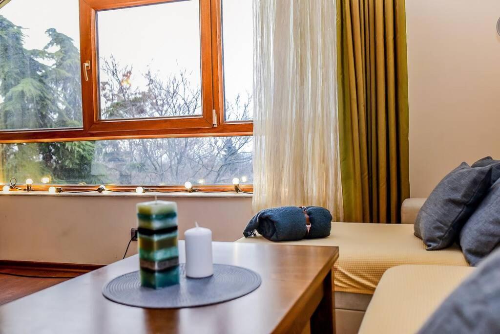 Sea View Apartment Next To Sea Garden And Beach Varna Exterior photo
